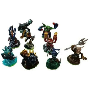 Skylander spiro's adventure lot of 9 figurines